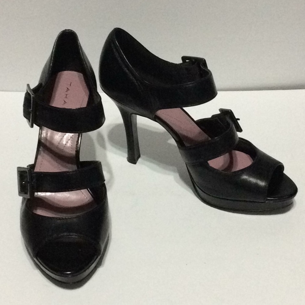 Tahari Tanya Shoe